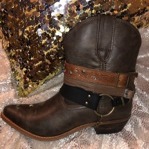BNWT! Durango Crush Boot/ Booties- Size 10.